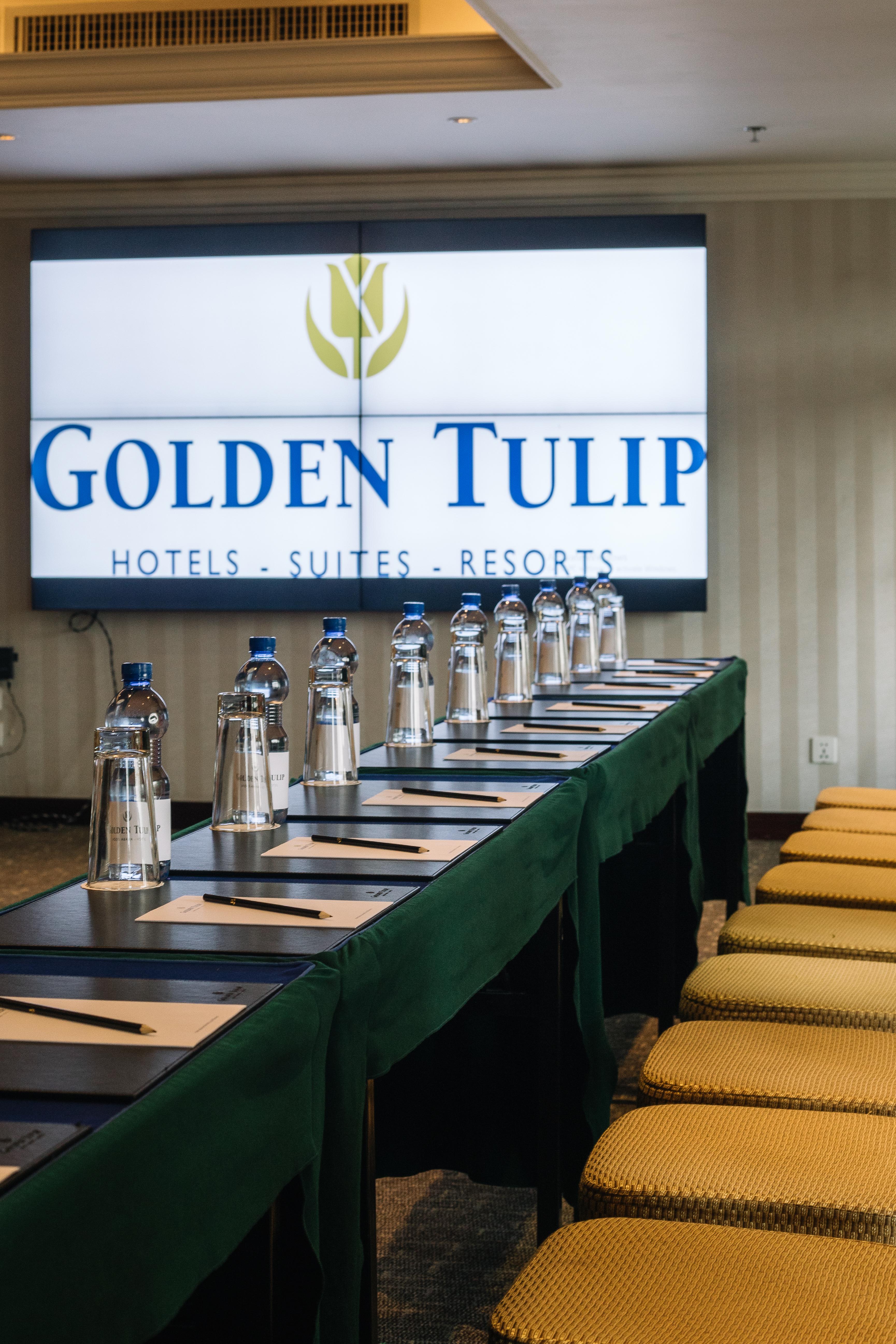 Golden Tulip Addis Ababa Hotel Exterior foto